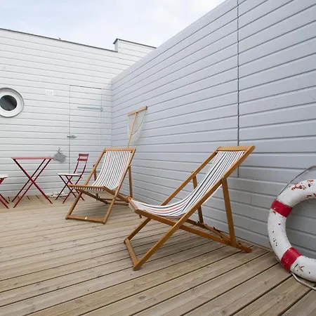 La Cabane Des Pecheurs, Petite Maison Vue Mer By Les Filles Du Bord De Mer Port-en-Bessin-Huppain