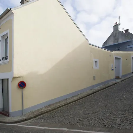 La Cabane Des Pecheurs, Petite Maison Vue Mer By Les Filles Du Bord De Mer